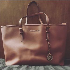 👜FINAL SALE👜Michael Kors Tote